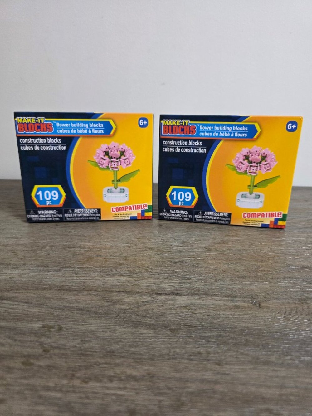 NEW - Set of Two (2) Flower Building Blocks by Make-It Blocks